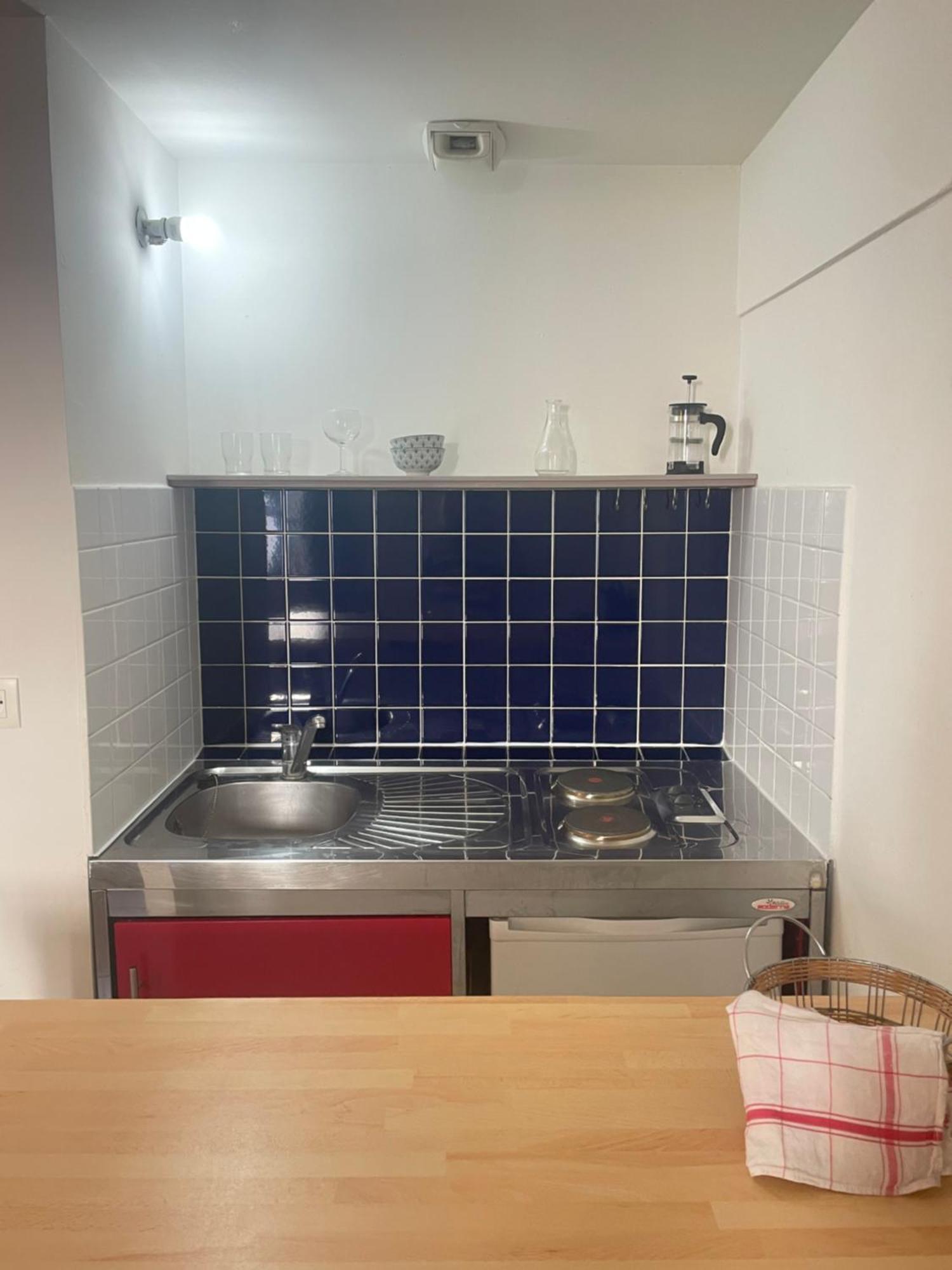 Appartement Studio Au Coeur De Montpellier Extérieur photo